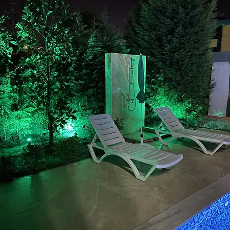Rose Garden Villa